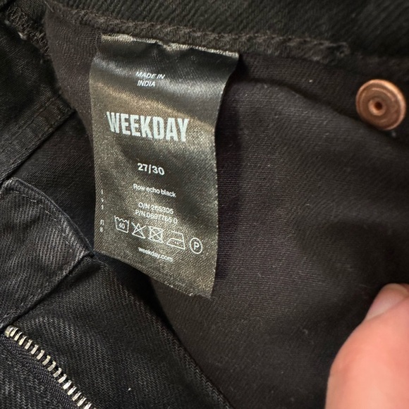 WEEKDAY Rowe High Rise Straight Leg Black Wash Jeans - Picture 8 of 9